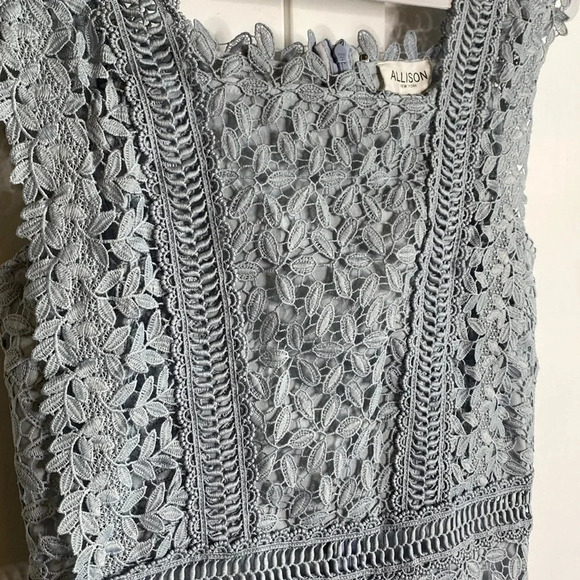 ALLISON NEW YORK Lace Dress - Picture 2 of 5